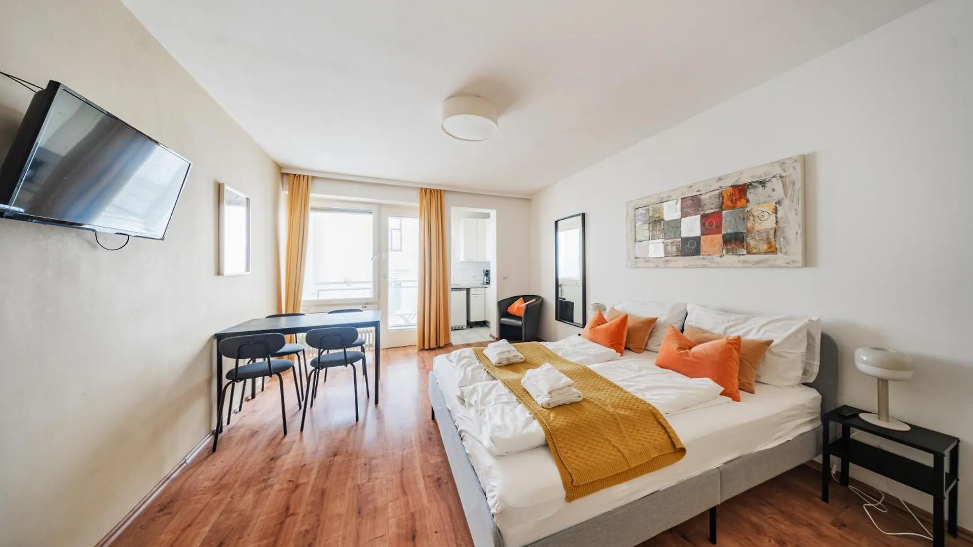 Studio Next To Karlskirche Vienna Apartment