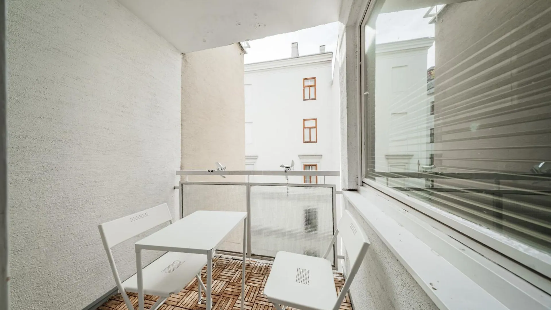 Studio Next To Karlskirche Vienna 0*,  Austria
