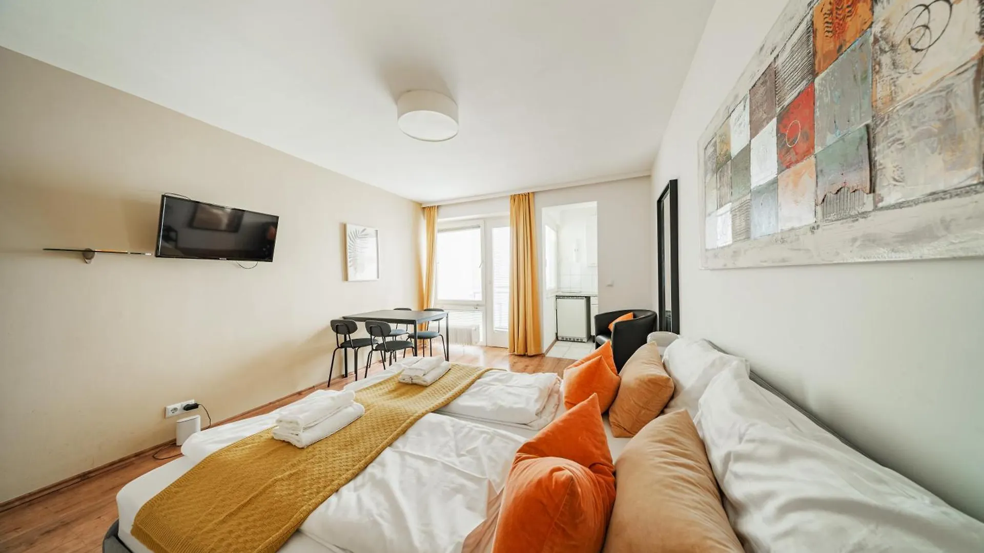Studio Next To Karlskirche Vienna