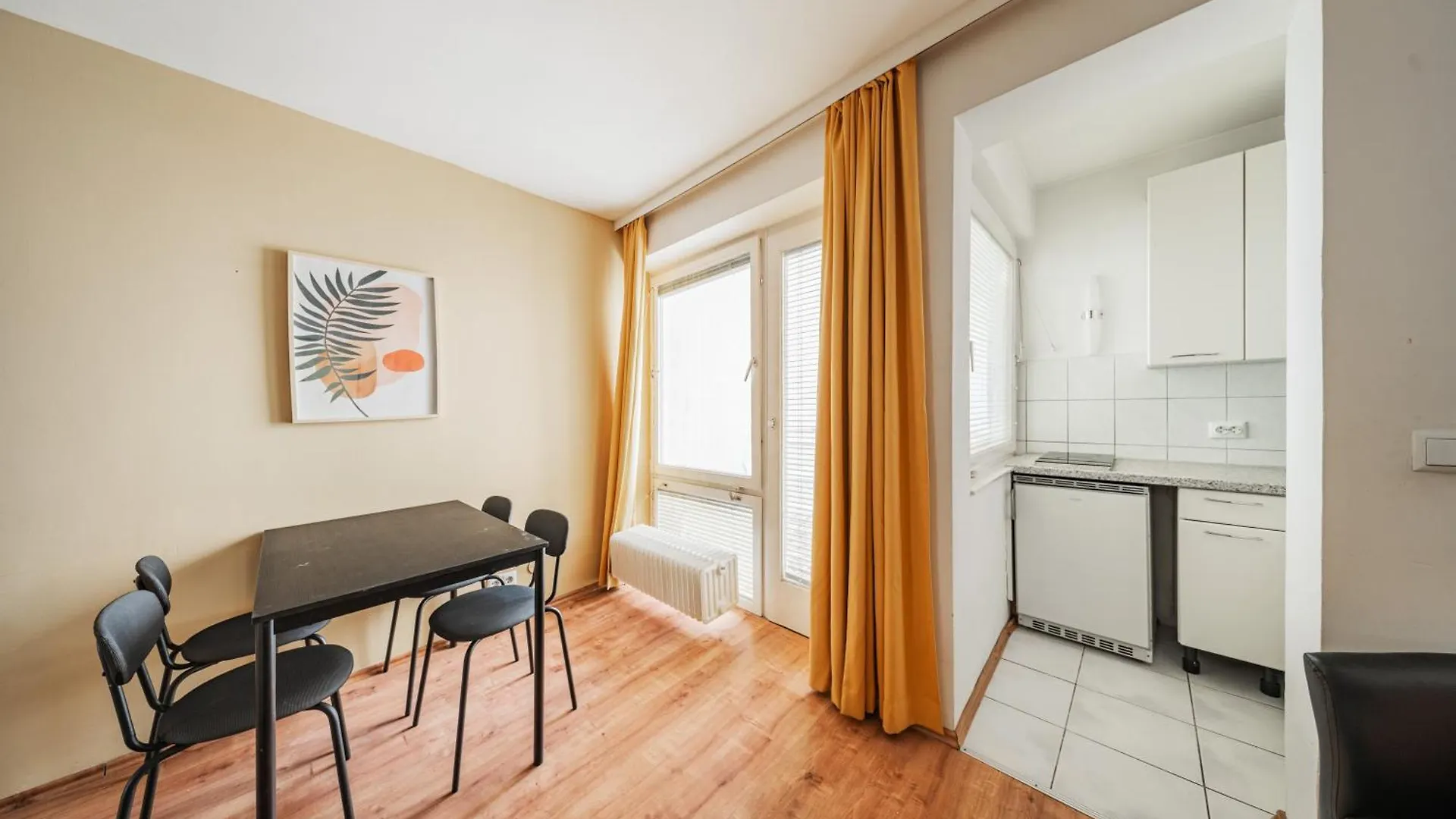 Studio Next To Karlskirche Vienna 0*,  Austria