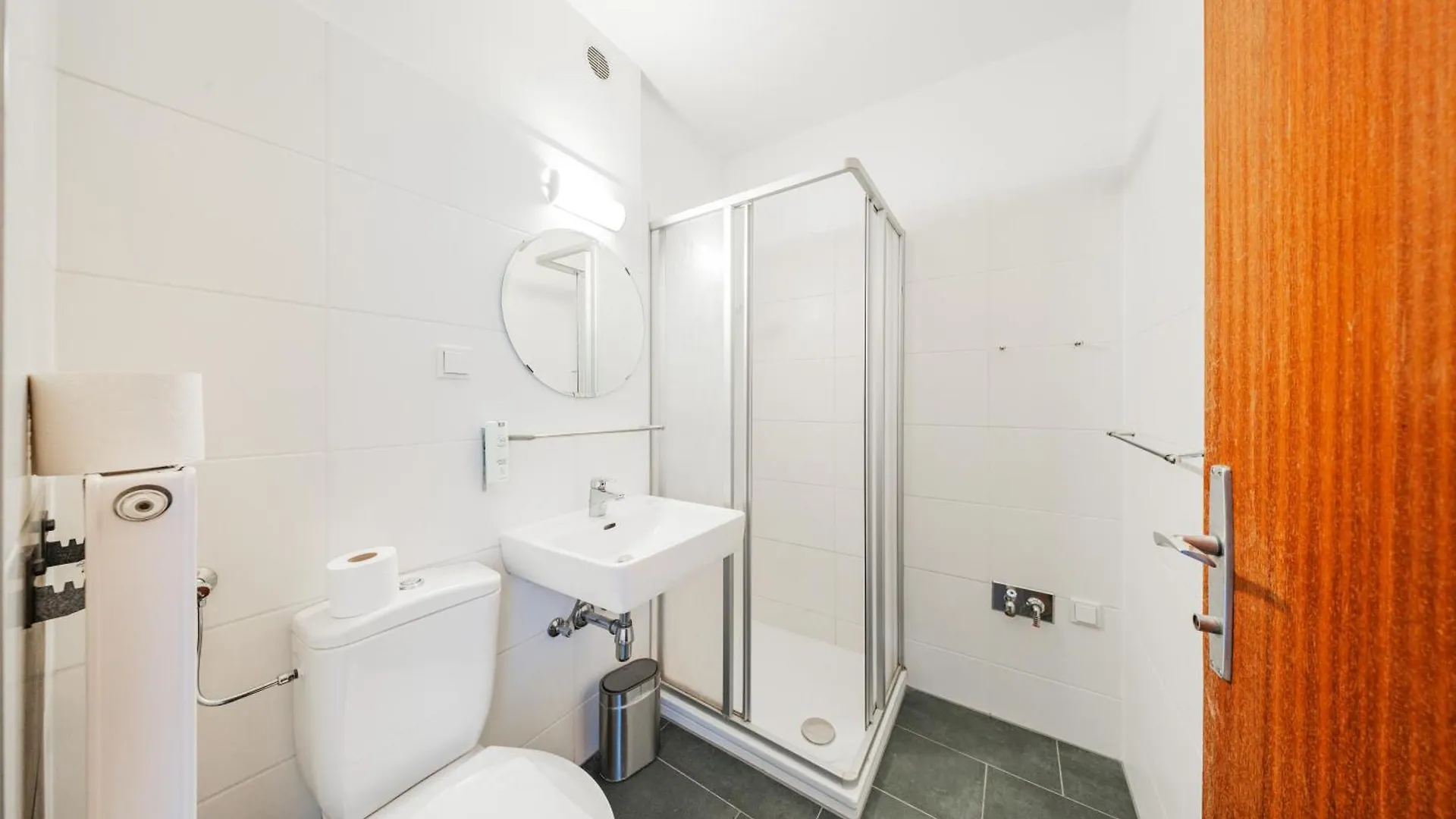 Apartment Studio Next To Karlskirche Vienna Austria
