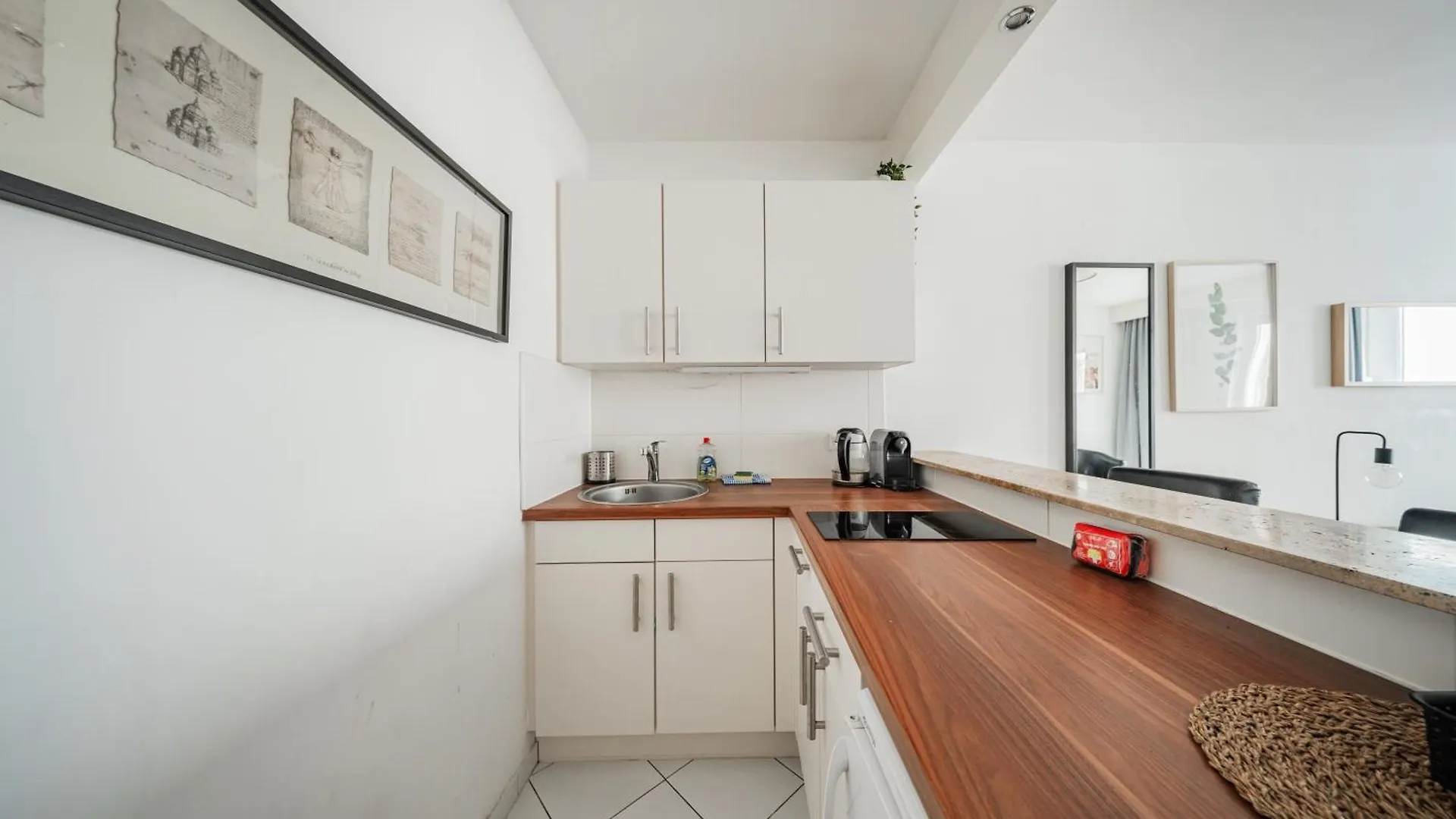 Apartment Studio Next To Karlskirche Vienna Austria