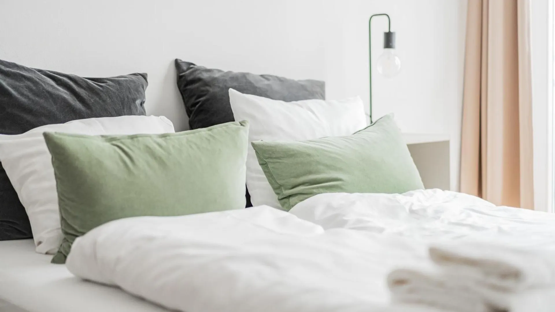 Apartment Studio Next To Karlskirche Vienna Austria