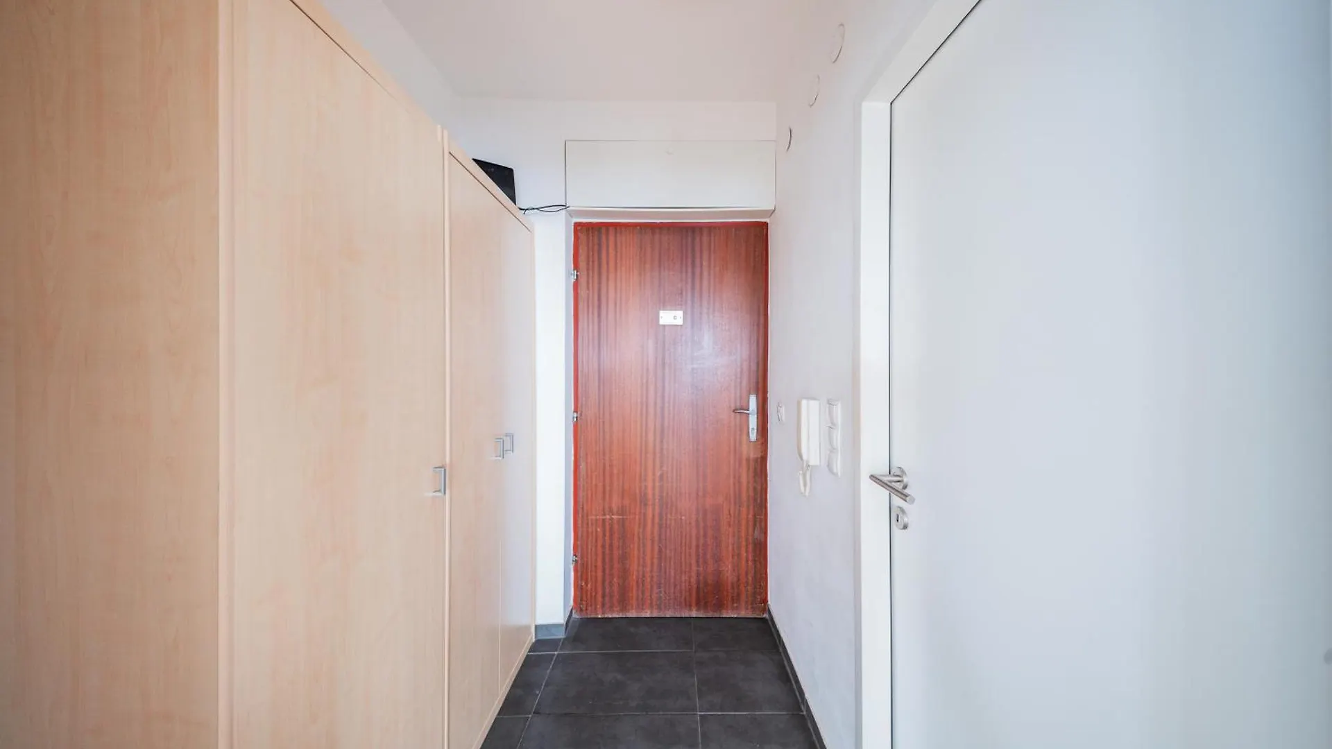 Studio Next To Karlskirche Vienna