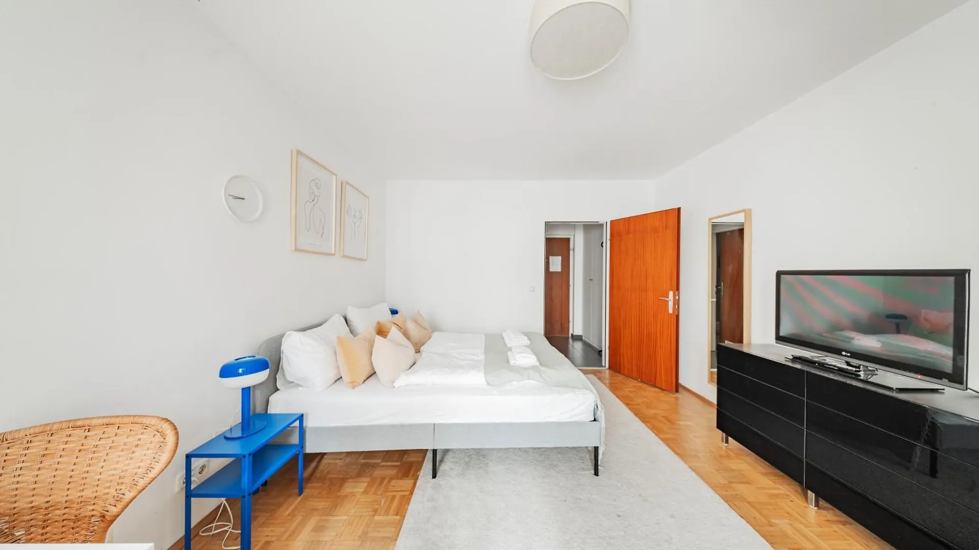 Studio Next To Karlskirche Viena 0*,